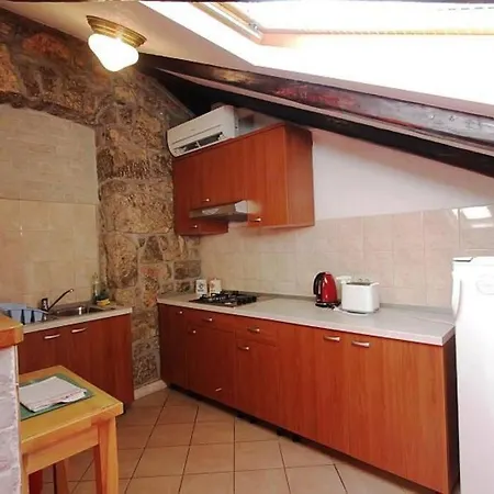 Dahlia 2 Apartment Lovran